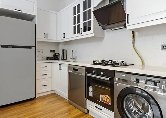 Hearth Of Downtown ,Luxury 1 New Apartments